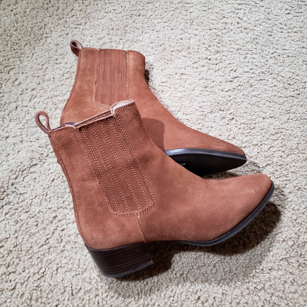 Banana Republic Suede Ankle Boots in Cognac Brown - Picture 2 of 8